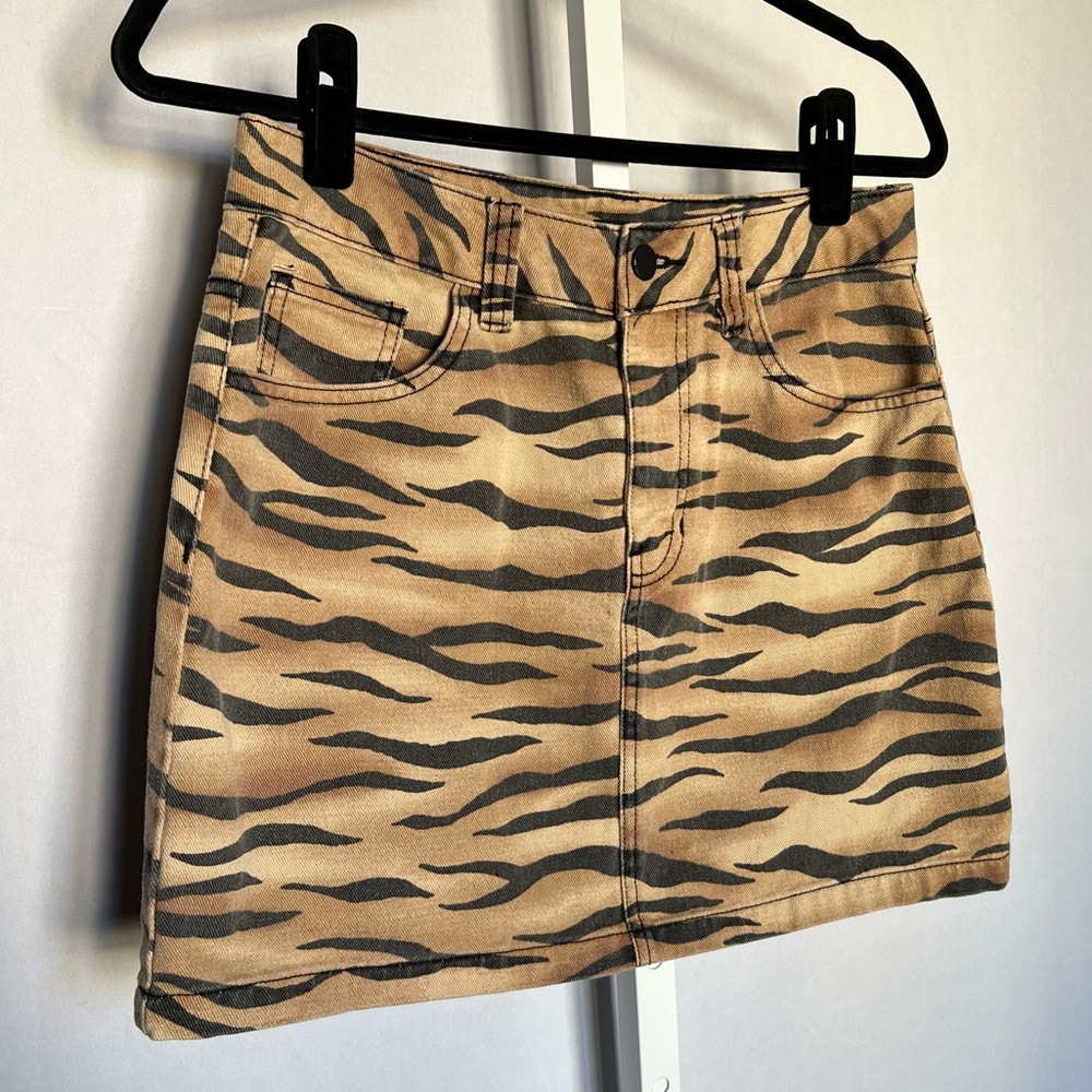 Animal Print Mini Skirt Size M